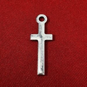 Vintage Silver tone Solid Cross Religious Charm Pendant Jewelry 3/4"
